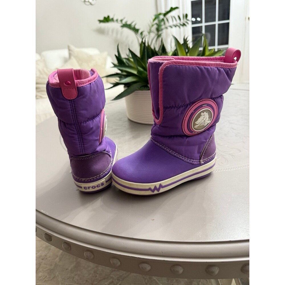 Crocs Light-Up Gust Girls Toddler Lined Winter Snow Boots Size Child 9, Purple